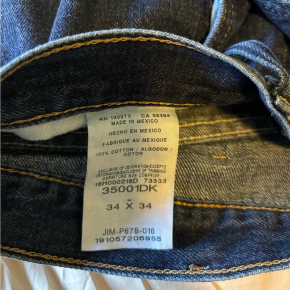 Size 34w 34l men’s dark wash, vintage wrangler, boot, cut jeans - Picture 2 of 4